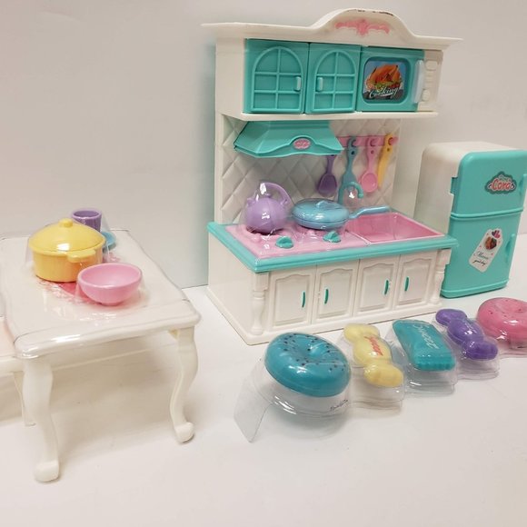 New Dollhouse Bedroom/Kitchen set - Picture 7 of 16